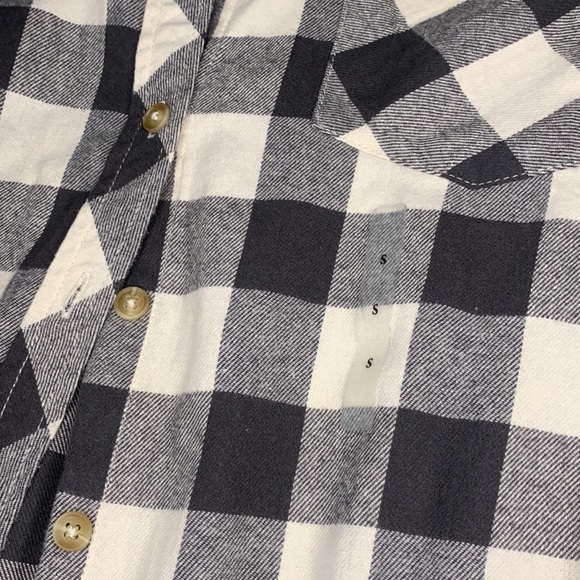 Coco + Jameson Plaid NWT lace sleeve size small - Picture 2 of 10